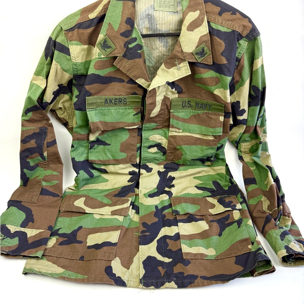 Vintage U.S. Navy Green Woodland Camo Camouflage Combat Coat Uniform Shirt Med
